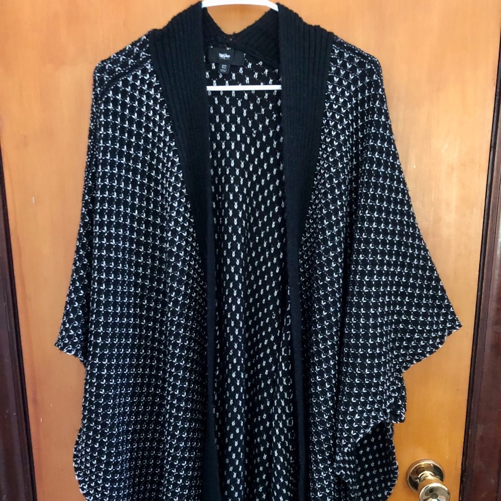 Knit poncho